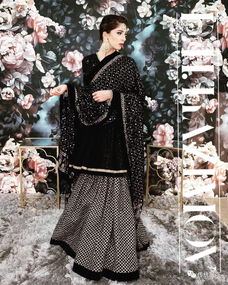 愛無界，秀恩愛新時尚 服飾博覽中的情侶穿搭美學